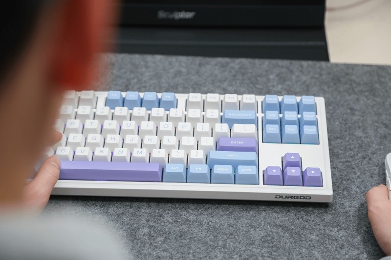 杜伽K100：键圈近十年，终于找到颜值手感都哇塞的机械键盘了！