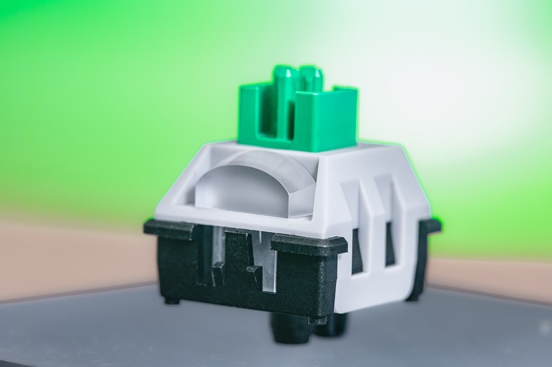 不扯玄学只谈科学，拆解瑞翼鲨五行轴，探索手感与结构之谜