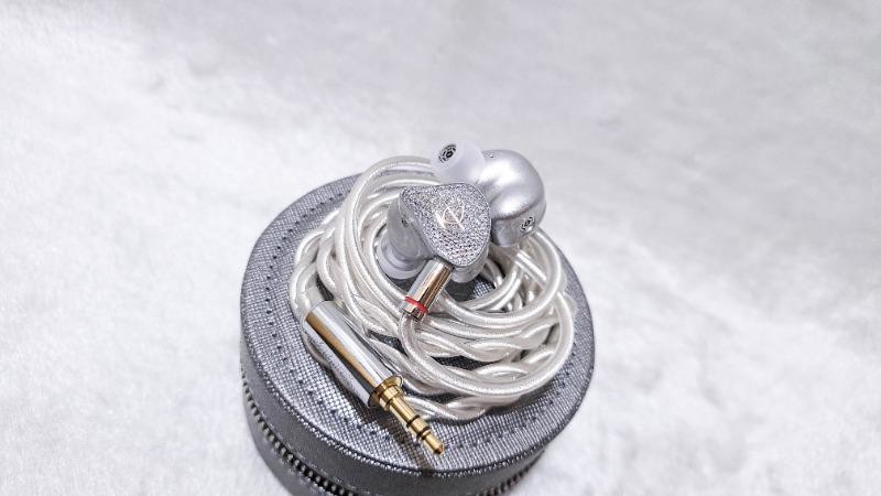 蛇年限定，银蛇狂舞润无双！丽弦SPA-Hi End MAX耳机体验