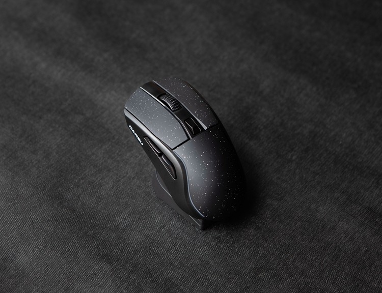 国产自研，性价比爆棚—达尔优A950三模无线电竞游戏鼠标