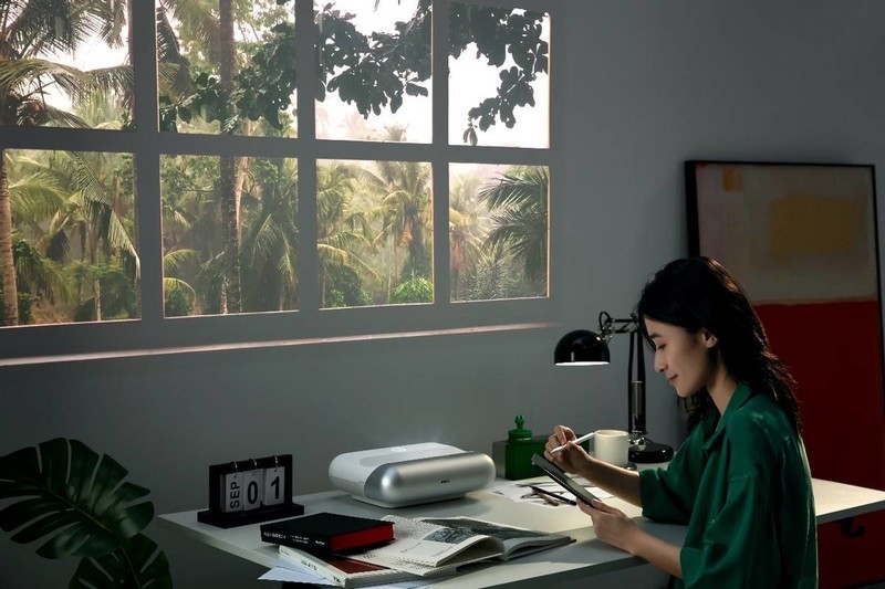 被新华社高度评价的坚果，推出新品O1S超短焦投影，值得买吗？