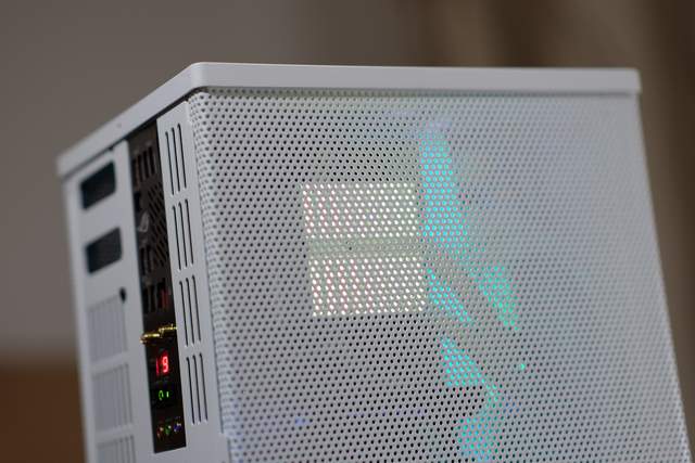 老酒换新瓶，有得有失的装机体验，乔思伯VR3如何兼容C8i DTX版型？