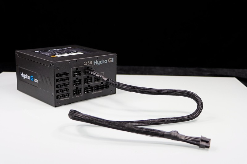 R5 7600 + X670E 吹雪搭台，5 款显卡实测《生化危机4：重置版》