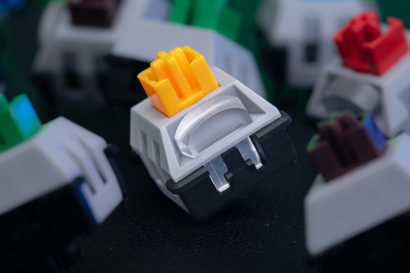 不扯玄学只谈科学，拆解瑞翼鲨五行轴，探索手感与结构之谜