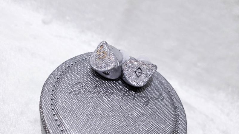 蛇年限定，银蛇狂舞润无双！丽弦SPA-Hi End MAX耳机体验