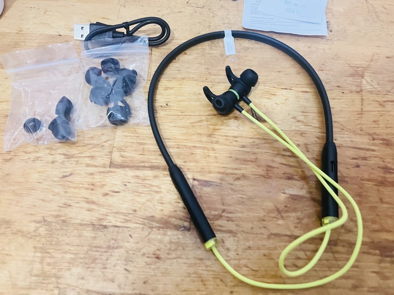 选购运动型蓝牙耳机时，我们应该注意哪几点？