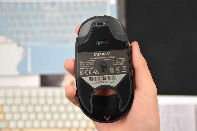 带屏显“超跑”个性游戏鼠标，玩家最佳外设搭档雷柏VT960PRO评测