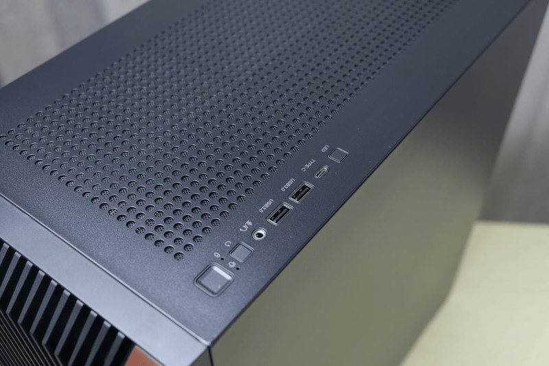 安装省心，使用方便：先马 风洞PRO 木系双360水冷机箱上手体验