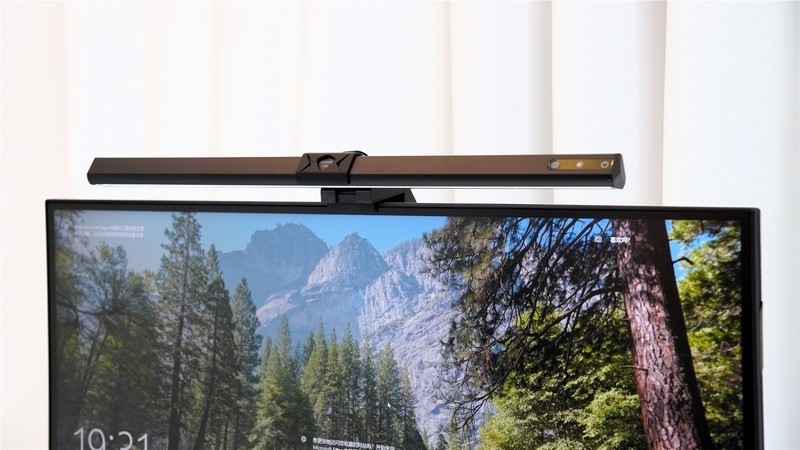 108颗类太阳灯珠+6档色温调节+无反光设计！书客SKR1屏幕挂灯评测