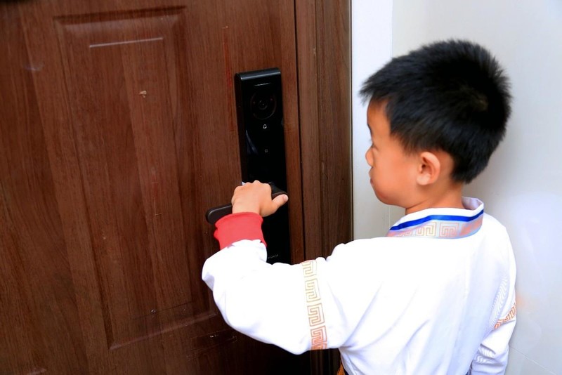 不止玩玩而已？体验华为智能门锁SE猫眼版体验后有所思