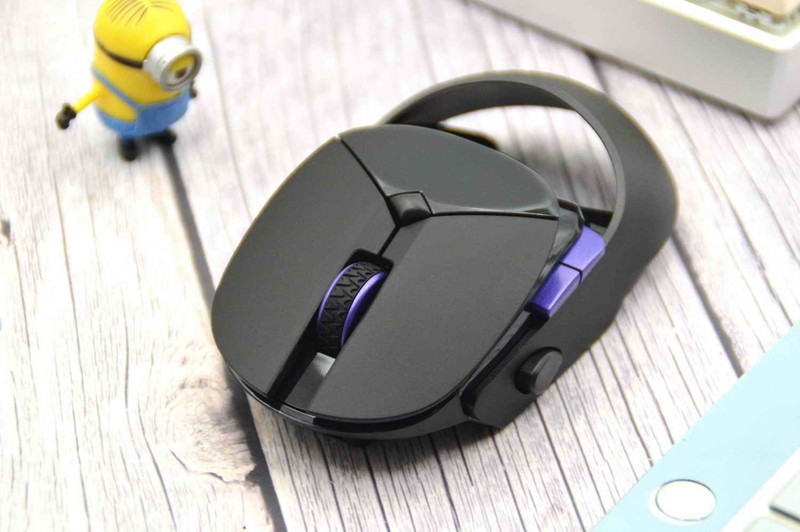 带屏显“超跑”个性游戏鼠标，玩家最佳外设搭档雷柏VT960PRO评测