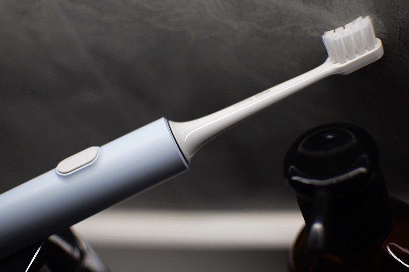 好用又亲民 米家声波电动牙刷T200