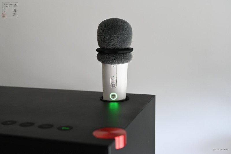 在家休息或者是工作学习期间，不妨准备一台好听好看的音箱