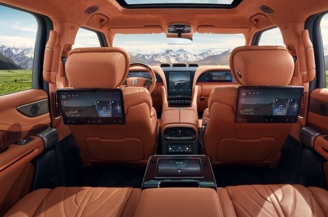 仰望U8豪华版：上市价格109.8万元，安全与动力全拉满