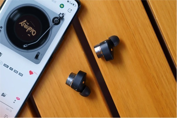 心目中最佳“行走的HiFi”，宝华韦健 Pi7二代使用体验