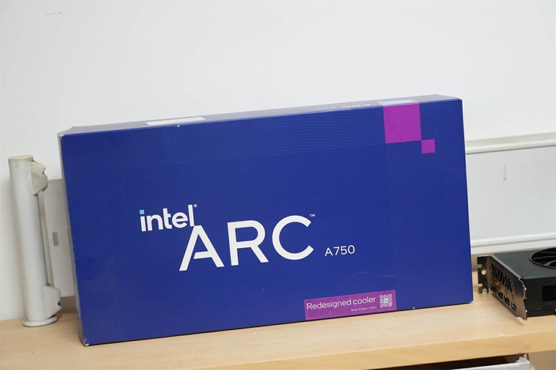 华硕Z890 AYW W主板搭配英特尔锐炫A750：开启畅享极致游戏体验！