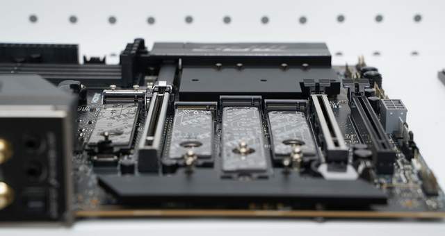 AMD粉丝必看！轻松降延迟，性能飙升秘籍大公开！