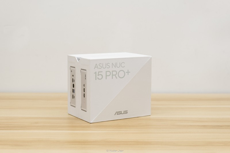 华硕NUC 15 Pro Plus测评：搭载Core Ultra 9 285H的性能霸主