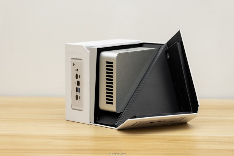 华硕NUC 15 Pro Plus测评：搭载Core Ultra 9 285H的性能霸主