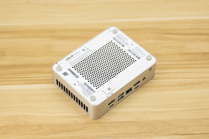 华硕NUC 15 Pro Plus测评：搭载Core Ultra 9 285H的性能霸主