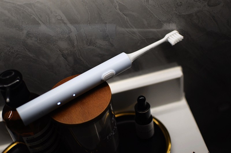 好用又亲民 米家声波电动牙刷T200