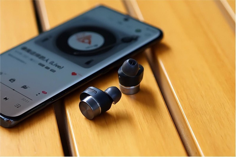 心目中最佳“行走的HiFi”，宝华韦健 Pi7二代使用体验