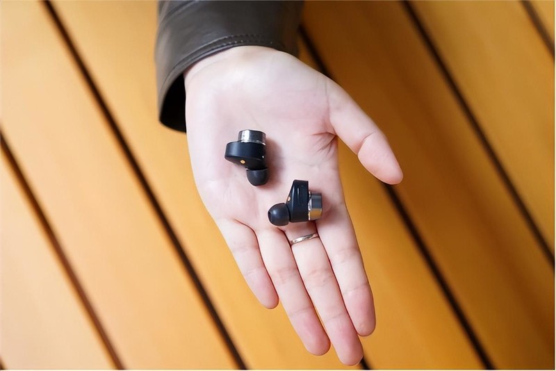 心目中最佳“行走的HiFi”，宝华韦健 Pi7二代使用体验