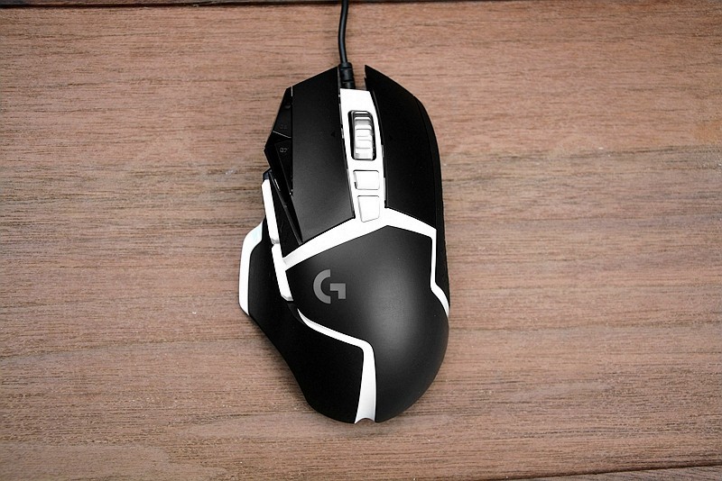 “健身器材”的新皮肤，罗技G502 SE HERO熊猫版开箱