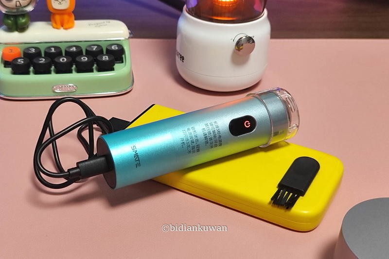 全防水剔得净，这配色太吸睛：须眉便携剃须刀T5航海家上手体验