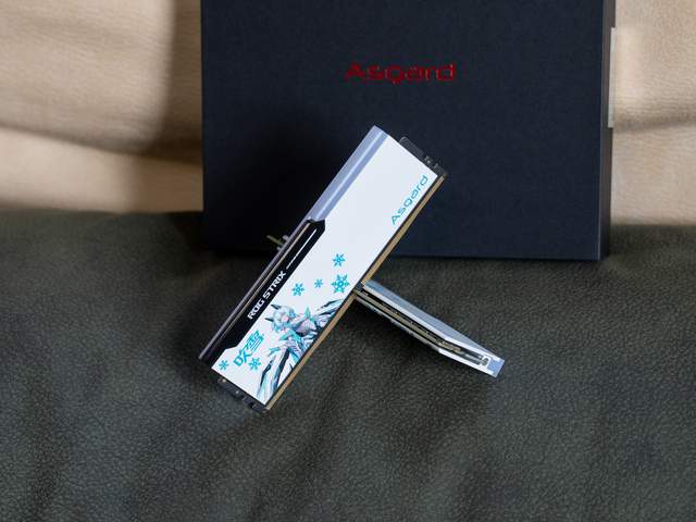 高颜值超频条，阿斯加特 6800 24GX2 吹雪联名DDR5内存测评，附8000C38超频教程