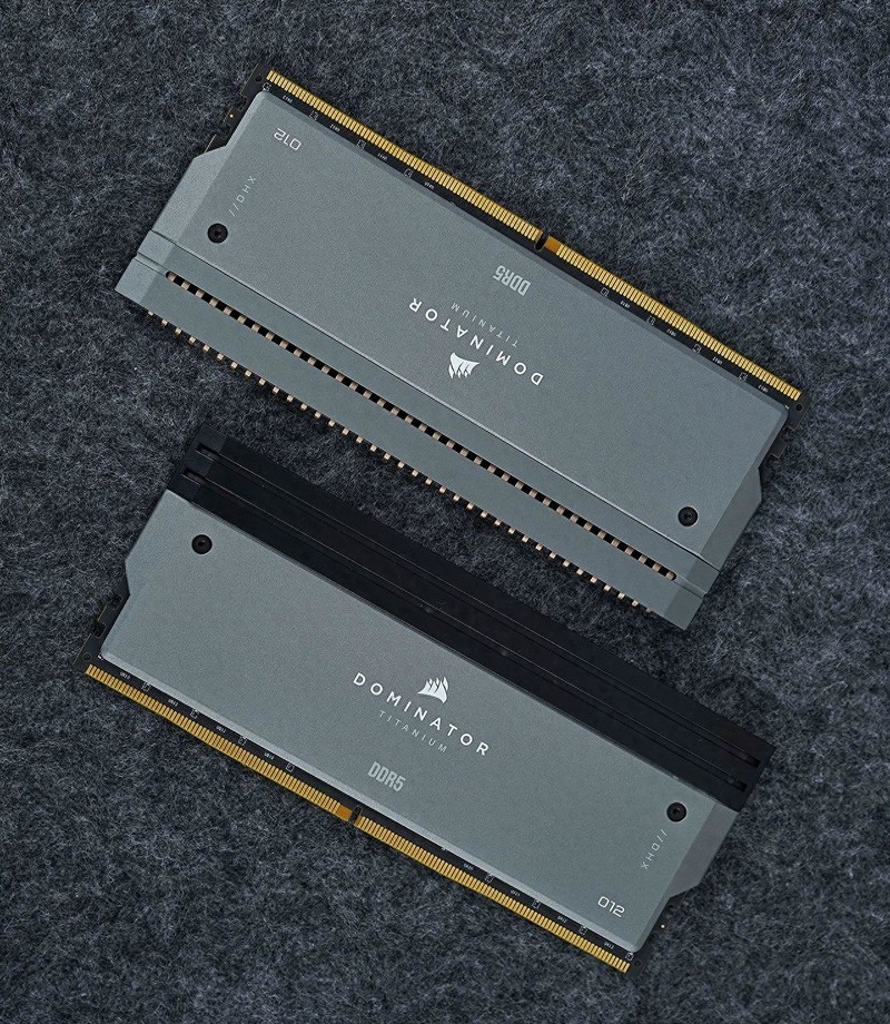 限量版美商海盗船统治者泰坦64G DDR5内存图鉴+使用体验+超频作业