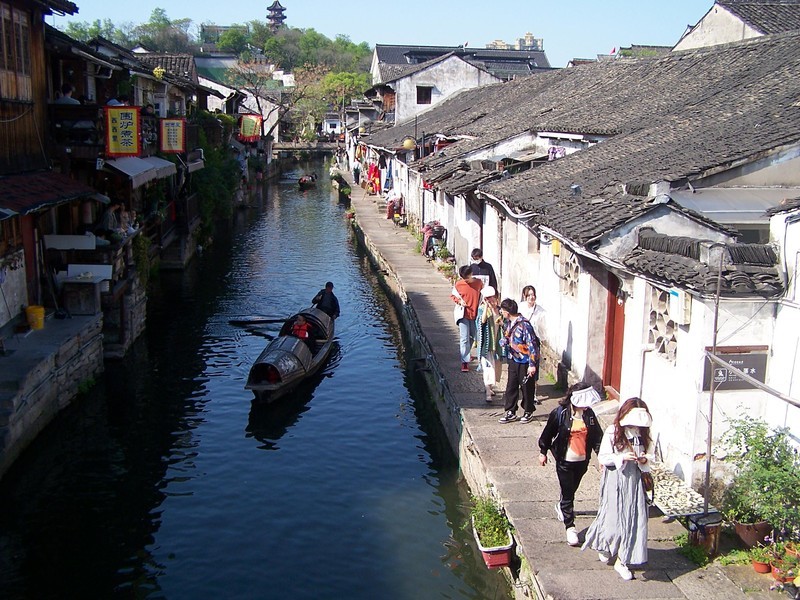 ccd机镜头里的游人