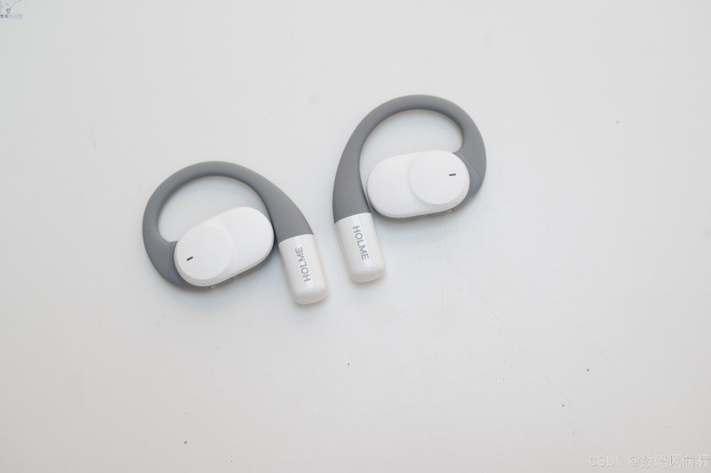 随时静享好声音的陪伴，虹觅Ultra耳挂式耳机，轻若无物的音乐伴侣