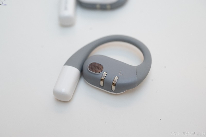 随时静享好声音的陪伴，虹觅Ultra耳挂式耳机，轻若无物的音乐伴侣