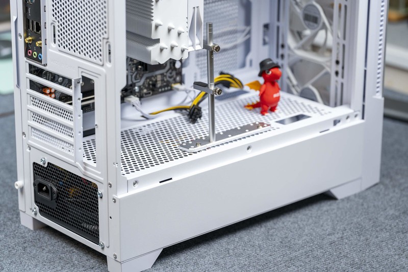 13代酷睿i7还是很能打，RTX4060主机宙斯盾S性能评测