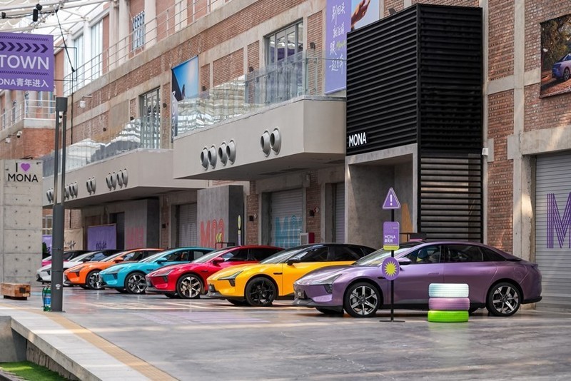 11.98万元起！同级最强，小鹏MONA M03加推4款新版型升级上市