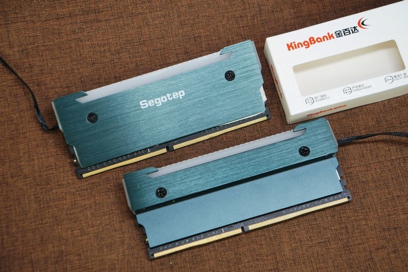 主打价格优势的国产长鑫颗粒内存，金百达DDR4 2666装机实测