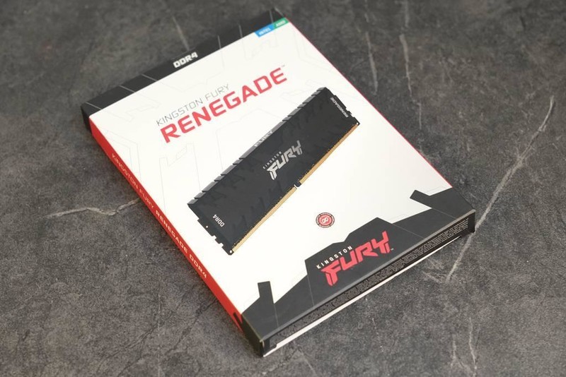 D4不落伍，12600K、微星Z690刀锋TI再战三年不服输