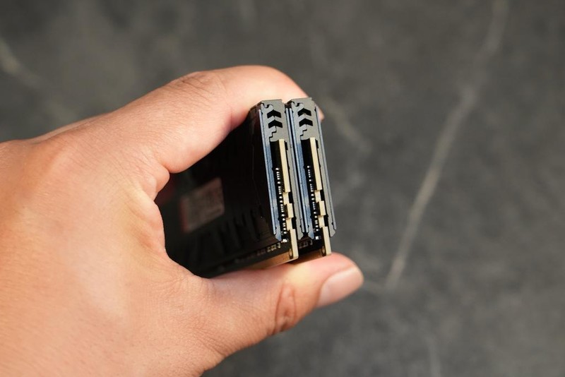 D4不落伍，12600K、微星Z690刀锋TI再战三年不服输