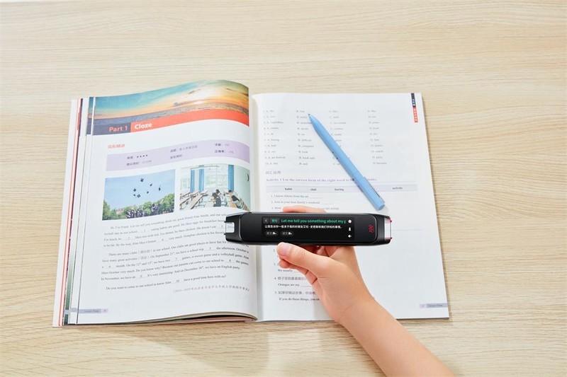 功能单一的词典笔还在用？可别耽误孩子了！双头笔学全科不香吗？
