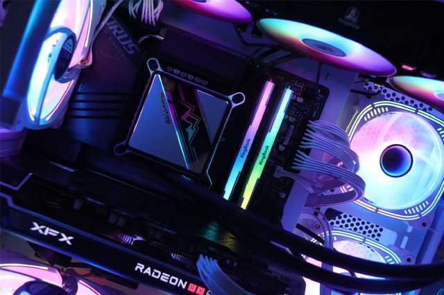 intel XMP3.0认证！金百达刃系列内存装机：海力士A-Die颗粒给力