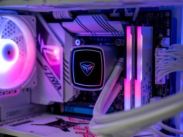 高颜值超频条，阿斯加特 6800 24GX2 吹雪联名DDR5内存测评，附8000C38超频教程