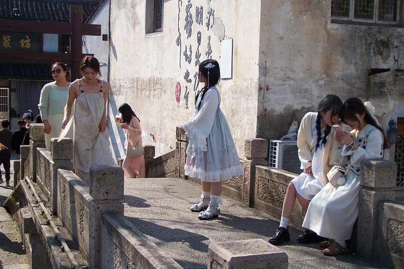 ccd机镜头里的游人