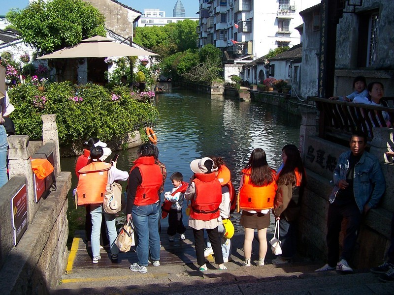 ccd机镜头里的游人