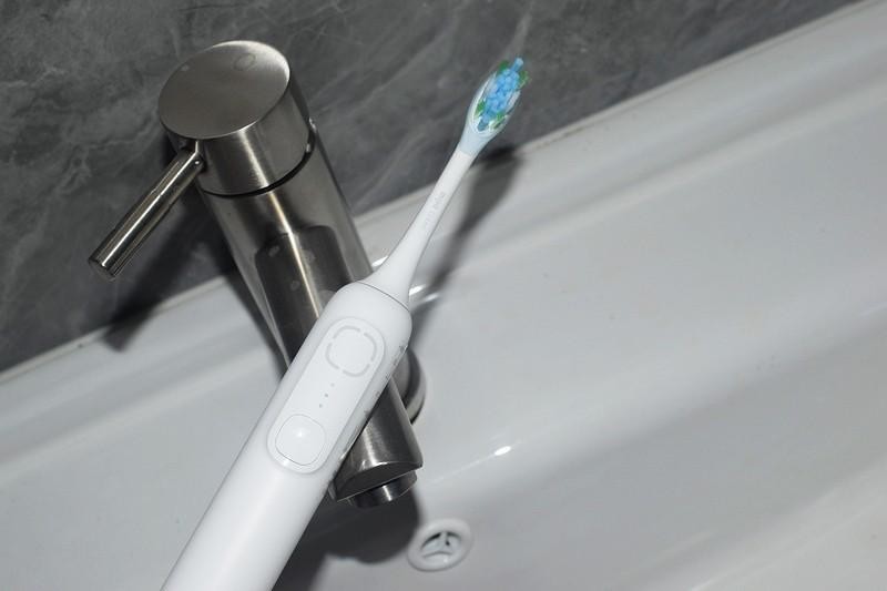 告别传统牙刷，迎接米家声波扫振电动牙刷的全面清洁新时代