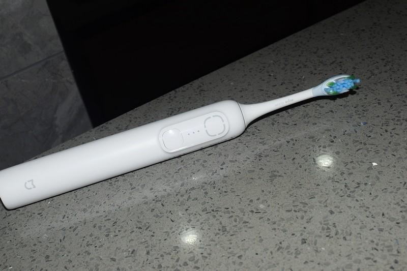 家有糙汉老公，米家声波扫振电动牙刷来“救场”！