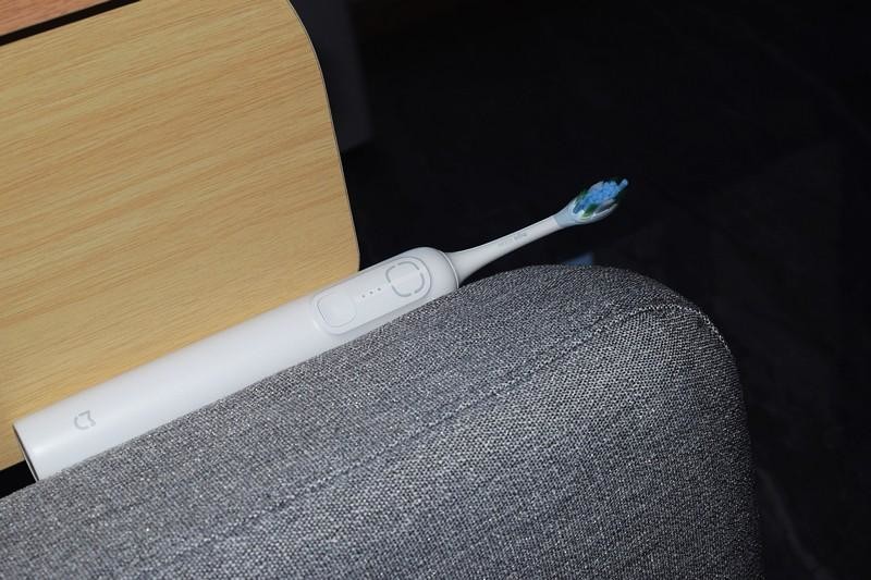 家有糙汉老公，米家声波扫振电动牙刷来“救场”！