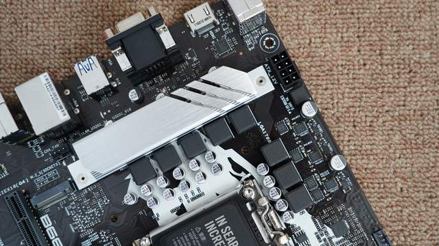 高性价比、大厂血统，圣旗B660M-D3H D4主板评测及装机分享