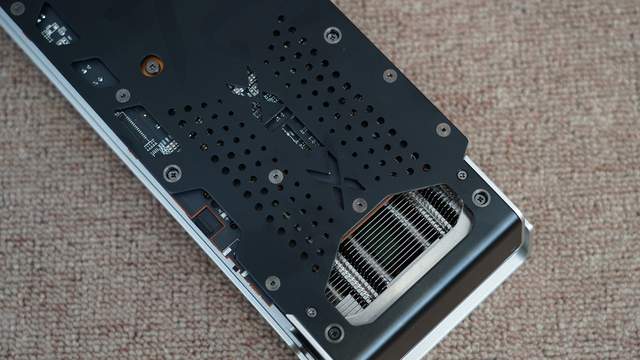 高性价比、大厂血统，圣旗B660M-D3H D4主板评测及装机分享