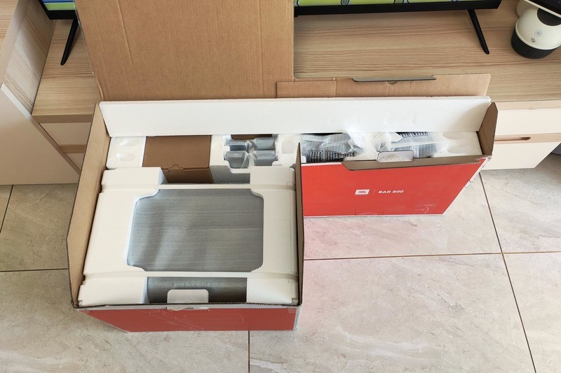 把电影院的音效带回家，JBL影霸回音壁体验，3D环绕音免布线设计